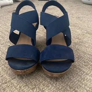 Blue American eagle wedges
